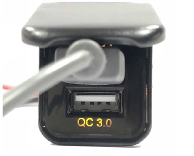 QC 3.0 USB 擴充插座(方型)