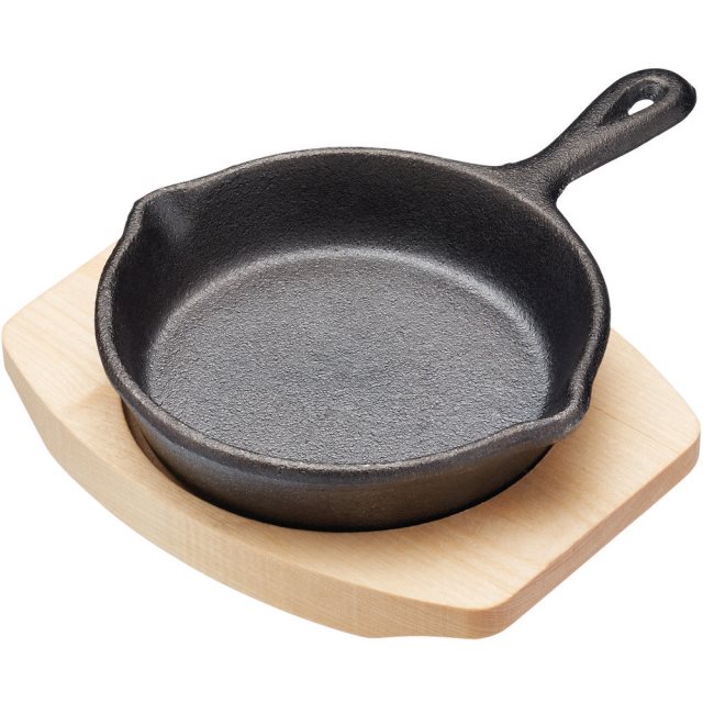 【Artesa】木盤+迷你單柄鑄鐵煎烤盤(圓11.5cm)  |  平底鑄鐵烤盤 煎盤