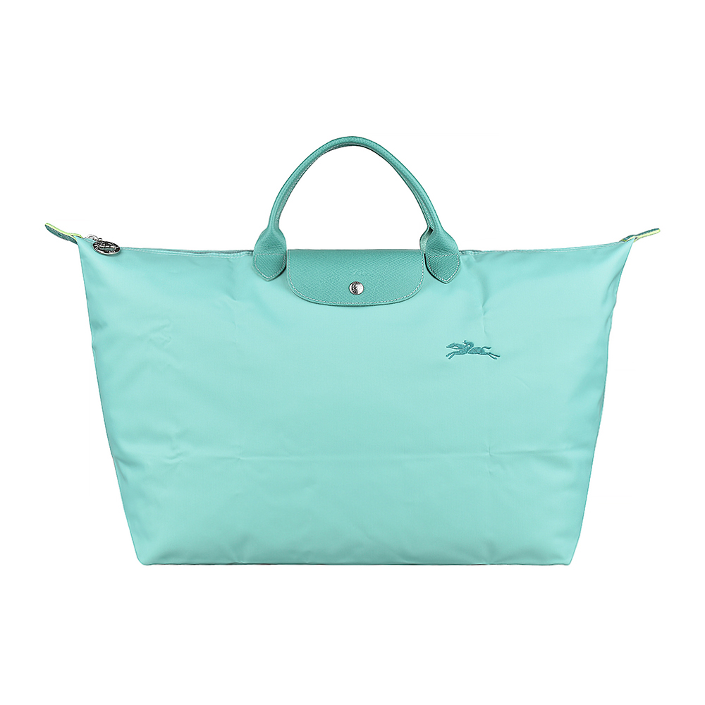 【LONGCHAMP】LONGCHMAP LE PLIAGE GREEN刺繡LOGO再生尼龍拉鍊手提旅行包(珊瑚藍)#新春精品